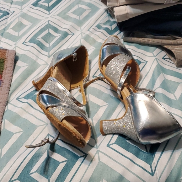 Ladles clothing - Picture 5 of 5